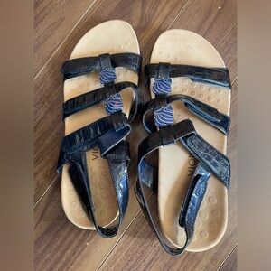 Vionic Amber Slingback Sandals size 11